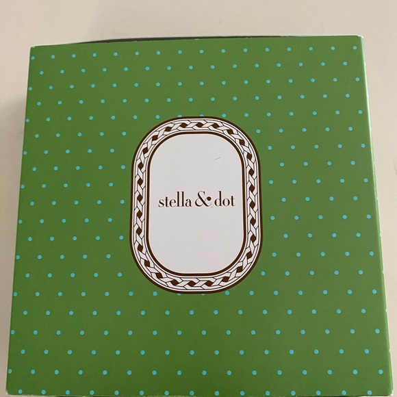 Stella & Dot jeweled necklace ~ NEW with original boxes - Picture 2 of 4